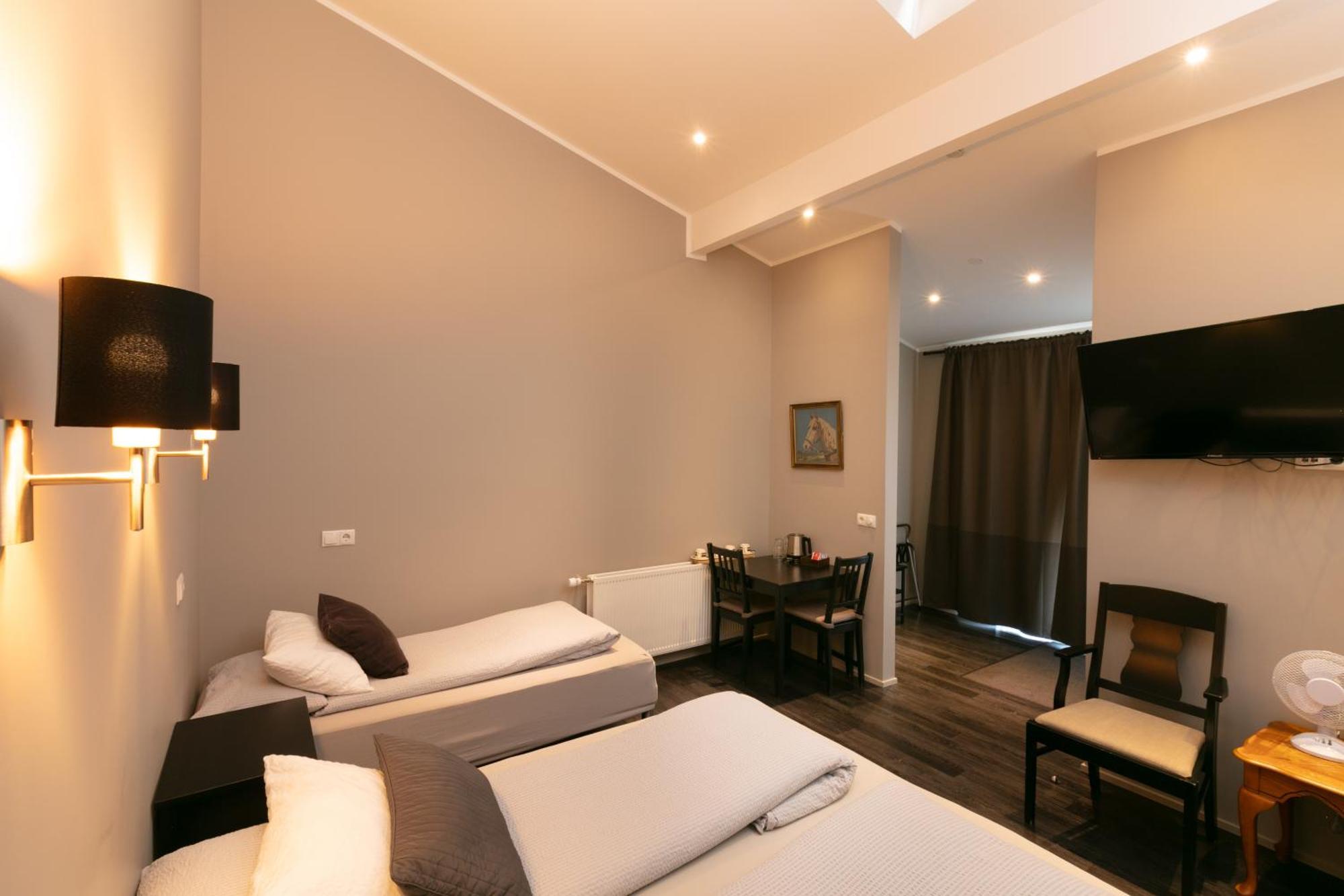 Karuna Guesthouse Saudarkrokur 外观 照片
